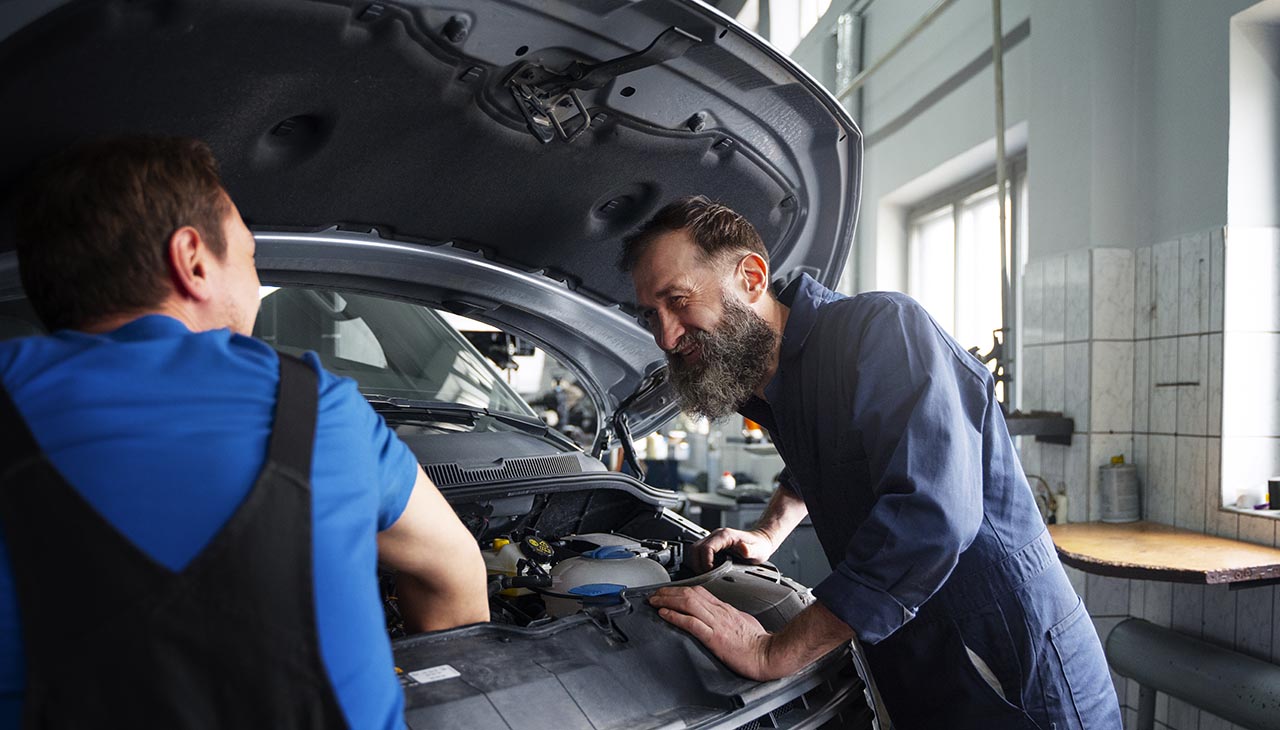 How to Choose the Right Auto Repair Shop: A Comprehensive Guide